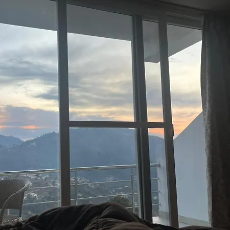 Sun Rise View At Twin Oaks' Apartment Kasauli Exterior photo