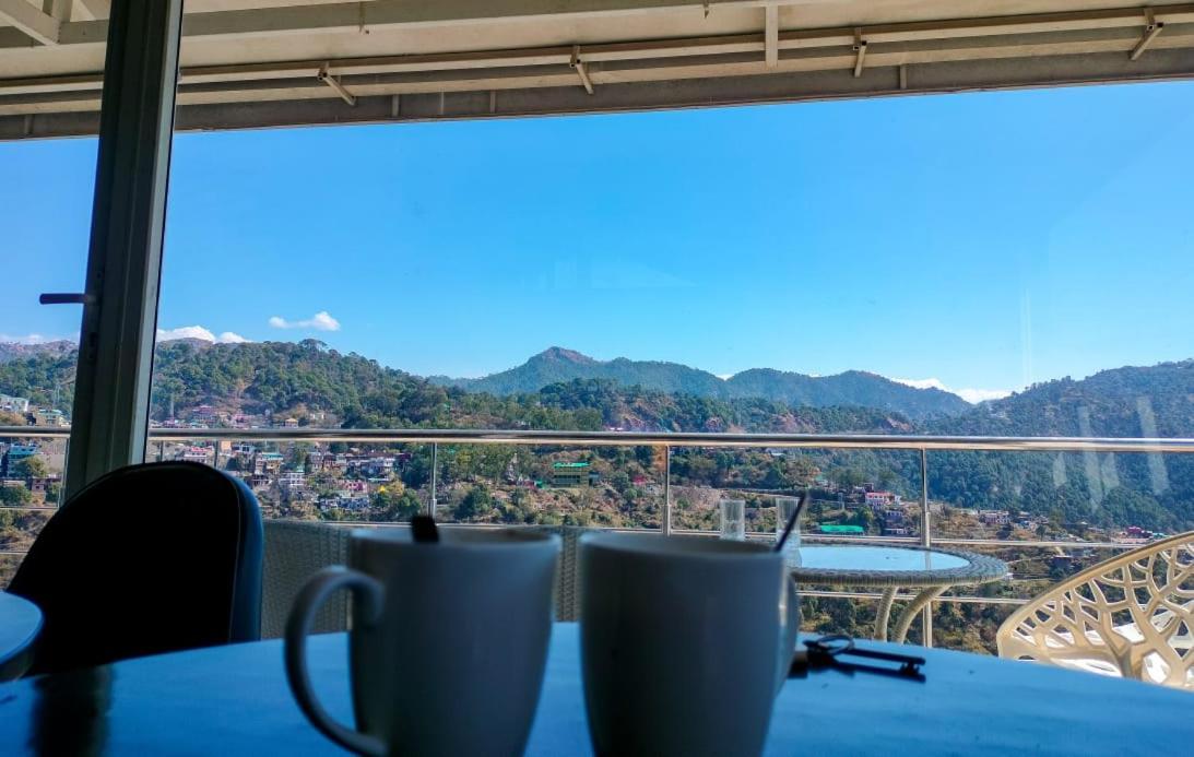 Sun Rise View At Twin Oaks' Apartment Kasauli