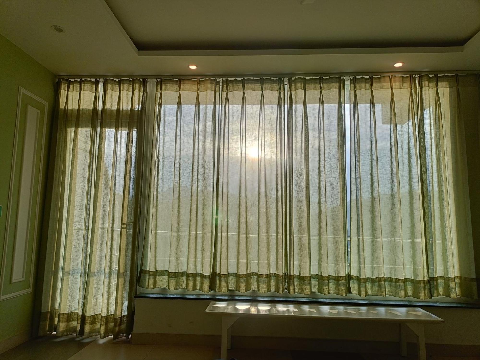 Apartment Sun Rise View At Twin Oaks'